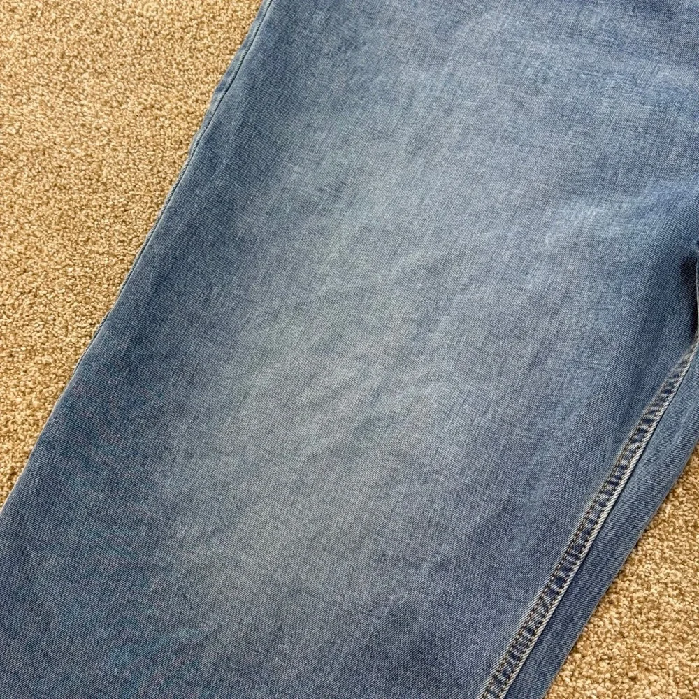 Levis 550 Relaxed Fit Blue Jeans Mens 52x29 Medium Wash Denim 52 29 Work Classic